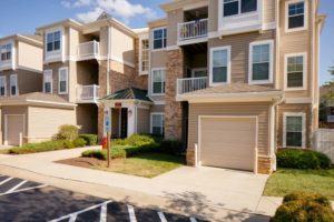 Benefits of Renting an Apartment Unit with a Garage