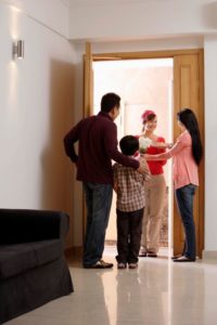 Apartment Etiquette: 4 Helpful Tips for Being a Good Neighbor