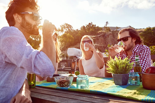 An end of summer bash is the perfect way to send off the warm weather of 2016, and revel in the final rays of the summer sun.