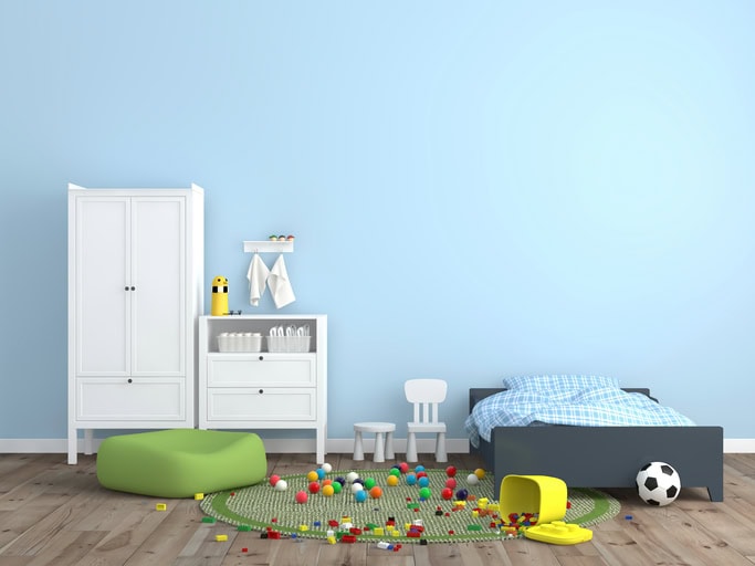 You’re the parent, and it’s fallen (unfortunately) into your hands to keep your kid’s bedroom clean. How do you do it, when it seems to explode into a mess as soon as you’re done?