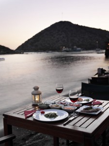 waterfront dining